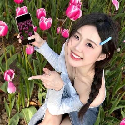 春花娇美可人儿